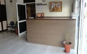 Hotel Tarun